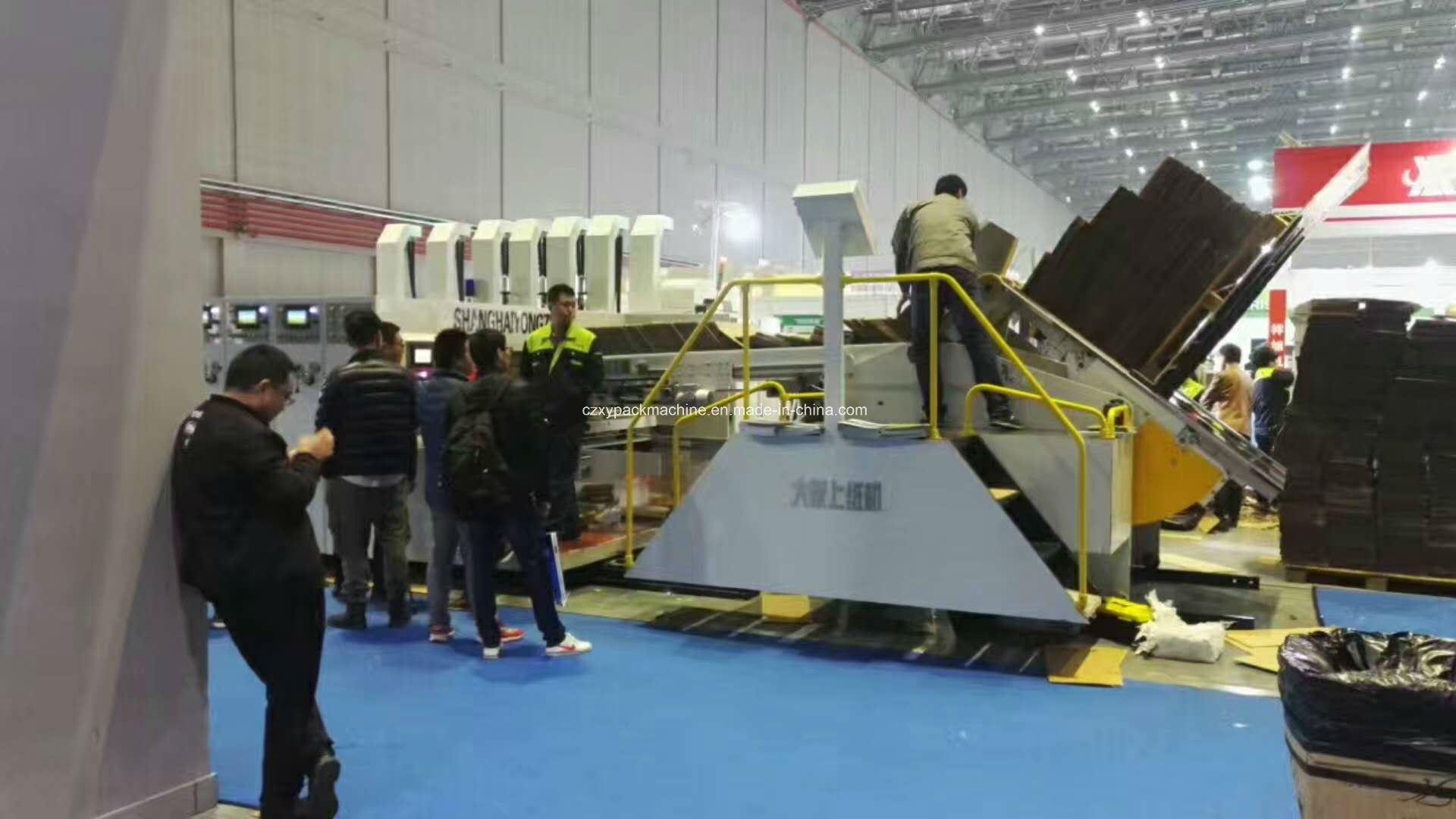 Semi Automatic Pre-Feeding Cardboard Machine